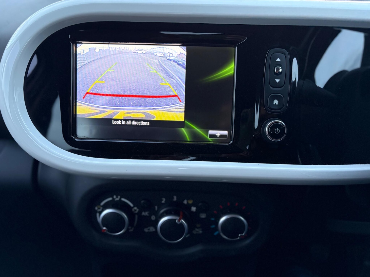 Used Renault Twingo 2015 for sale - 77315099: Photo 7