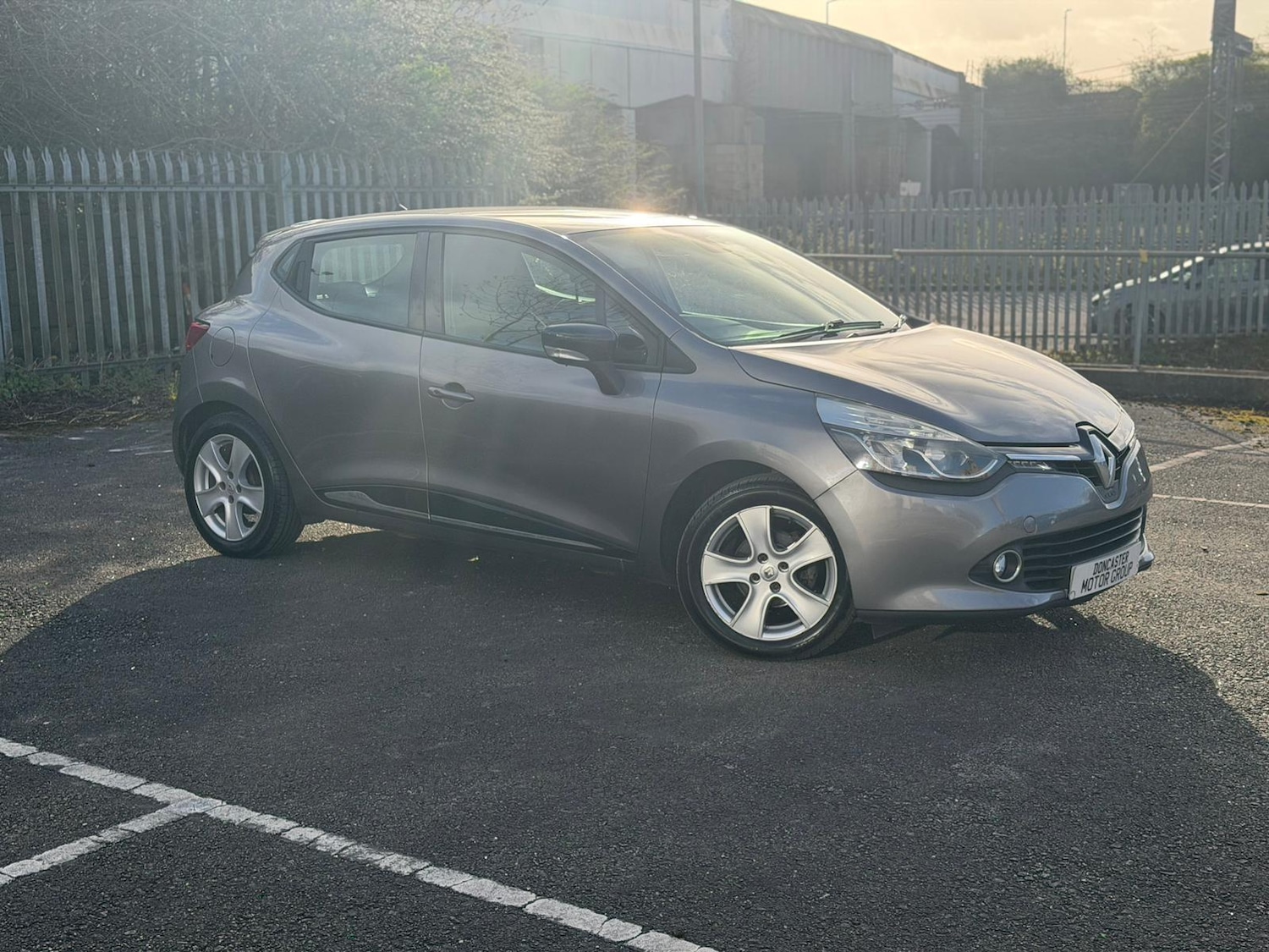 Used Renault Clio for sale - 78135860: Photo 5