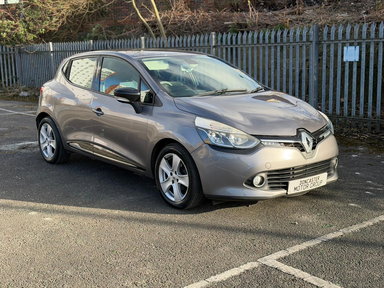 Used Renault Clio for sale - 78135860: Photo 6