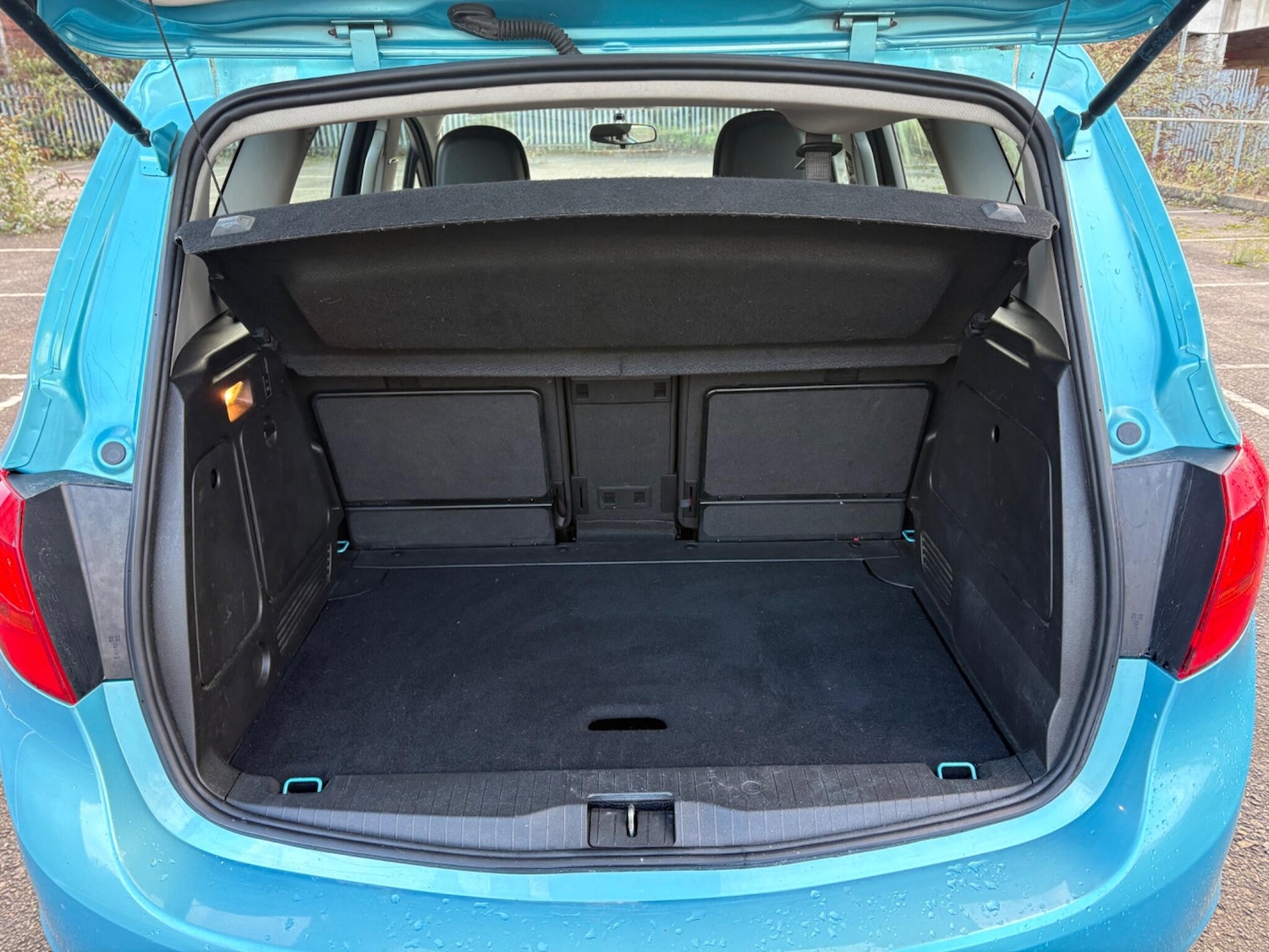 Used Vauxhall Meriva 2011 for sale - 76527968: Photo 38