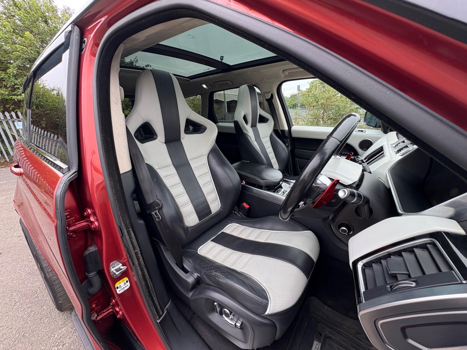 Used Land Rover Range Rover Sport 2014 for sale - 78147917: Photo 50