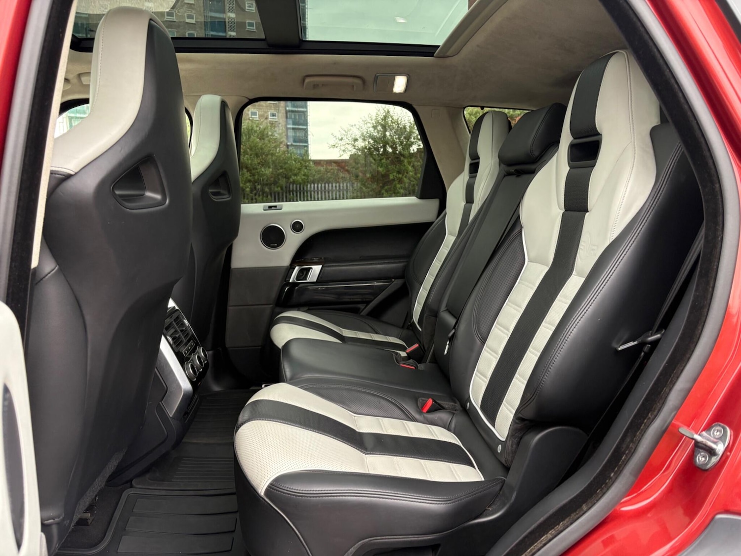 Used Land Rover Range Rover Sport 2014 for sale - 78147917: Photo 58