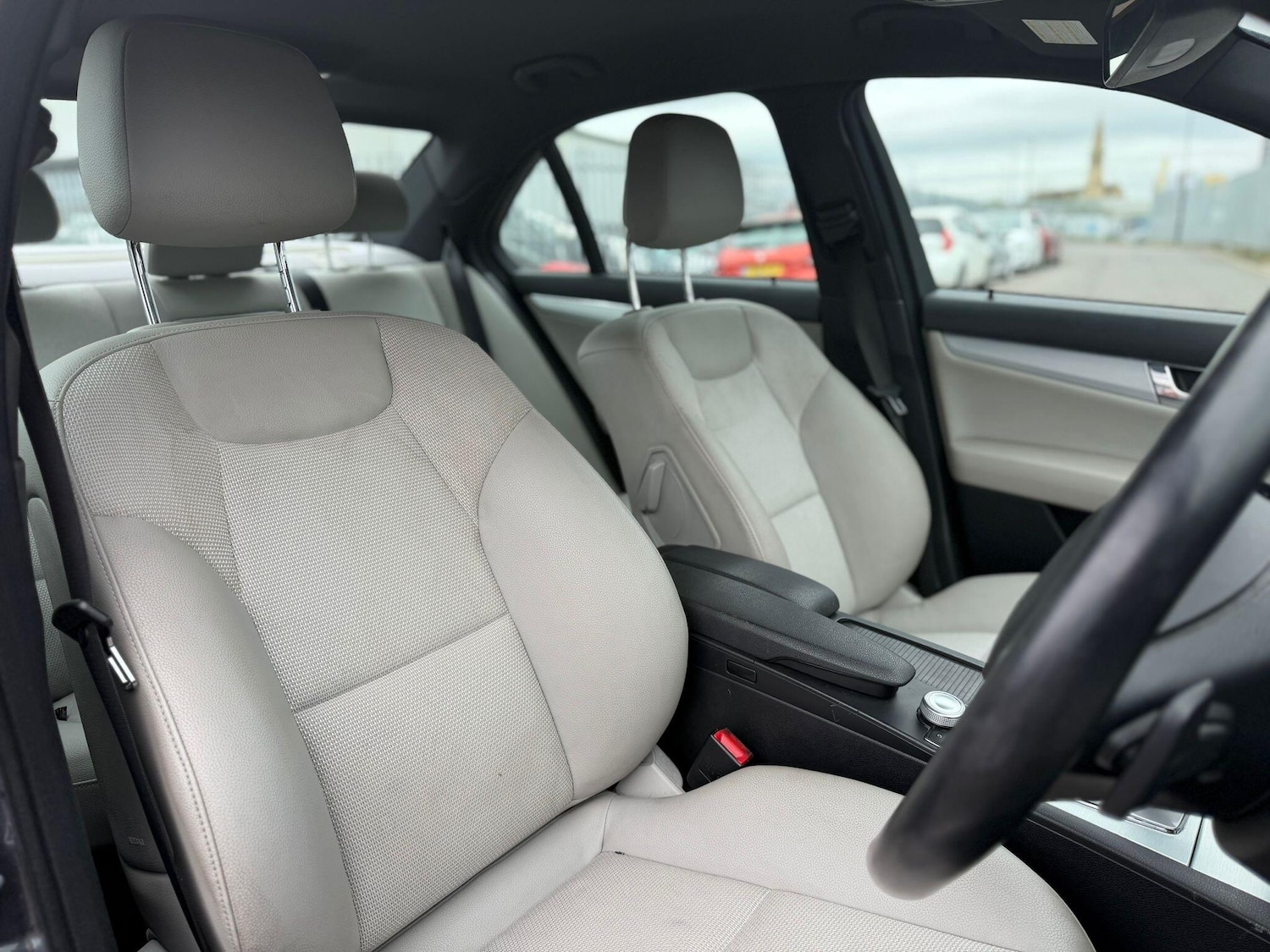 Used Mercedes-Benz C Class 2010 for sale - 78184496: Photo 17