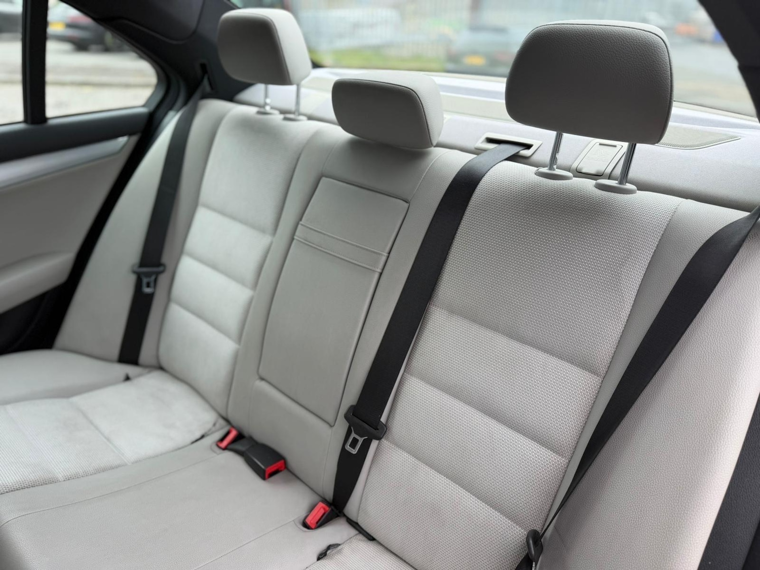 Used Mercedes-Benz C Class 2010 for sale - 78184496: Photo 20