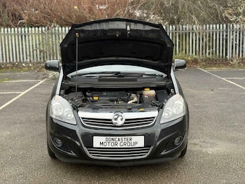 Used Vauxhall Zafira 2014 for sale - 77305258: Photo