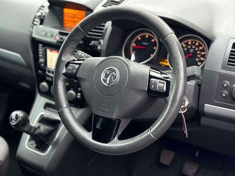 Used Vauxhall Zafira 2014 for sale - 77305258: Photo 40