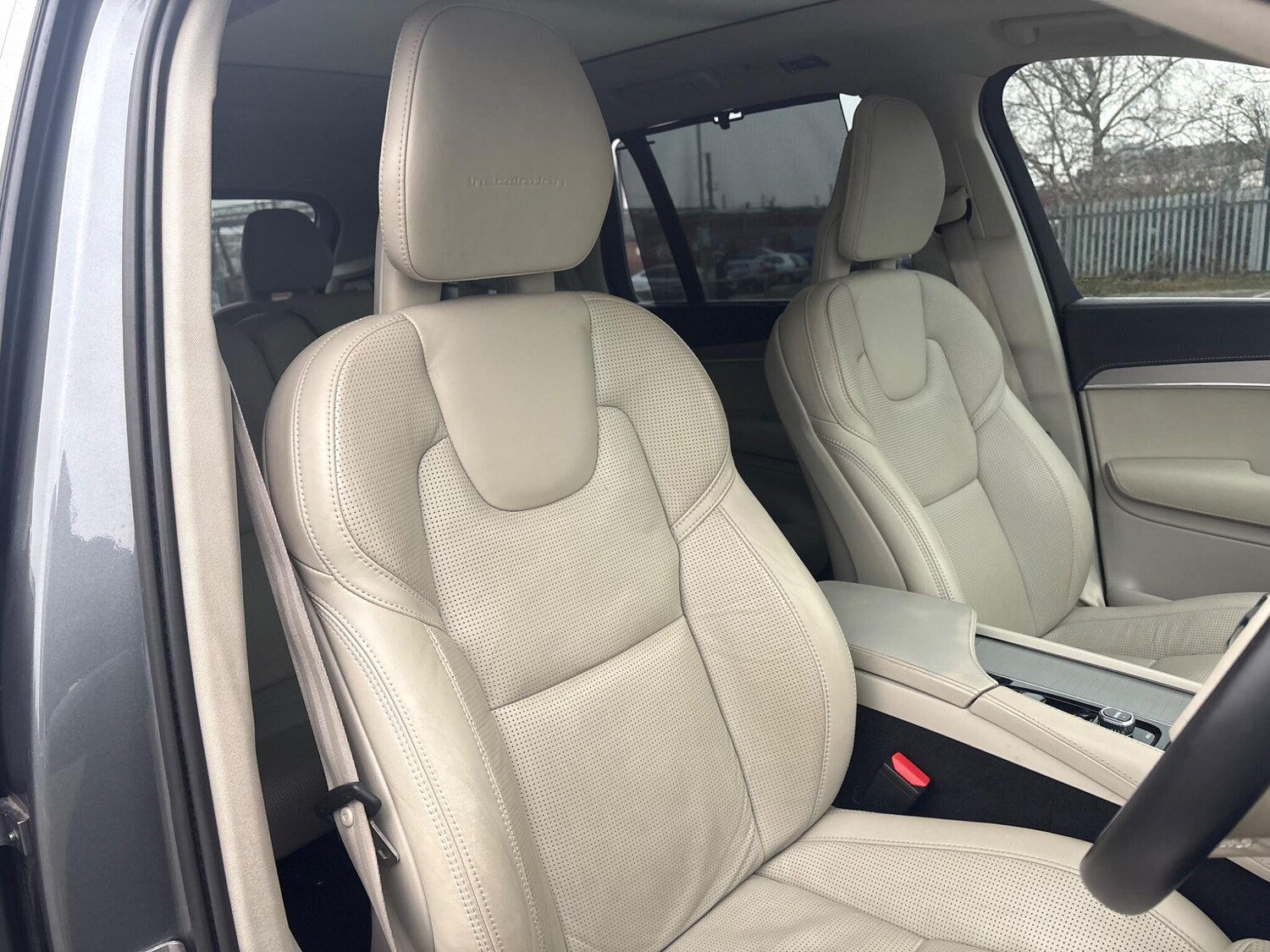 Used Volvo XC90 2017 for sale - 77524219: Photo 33