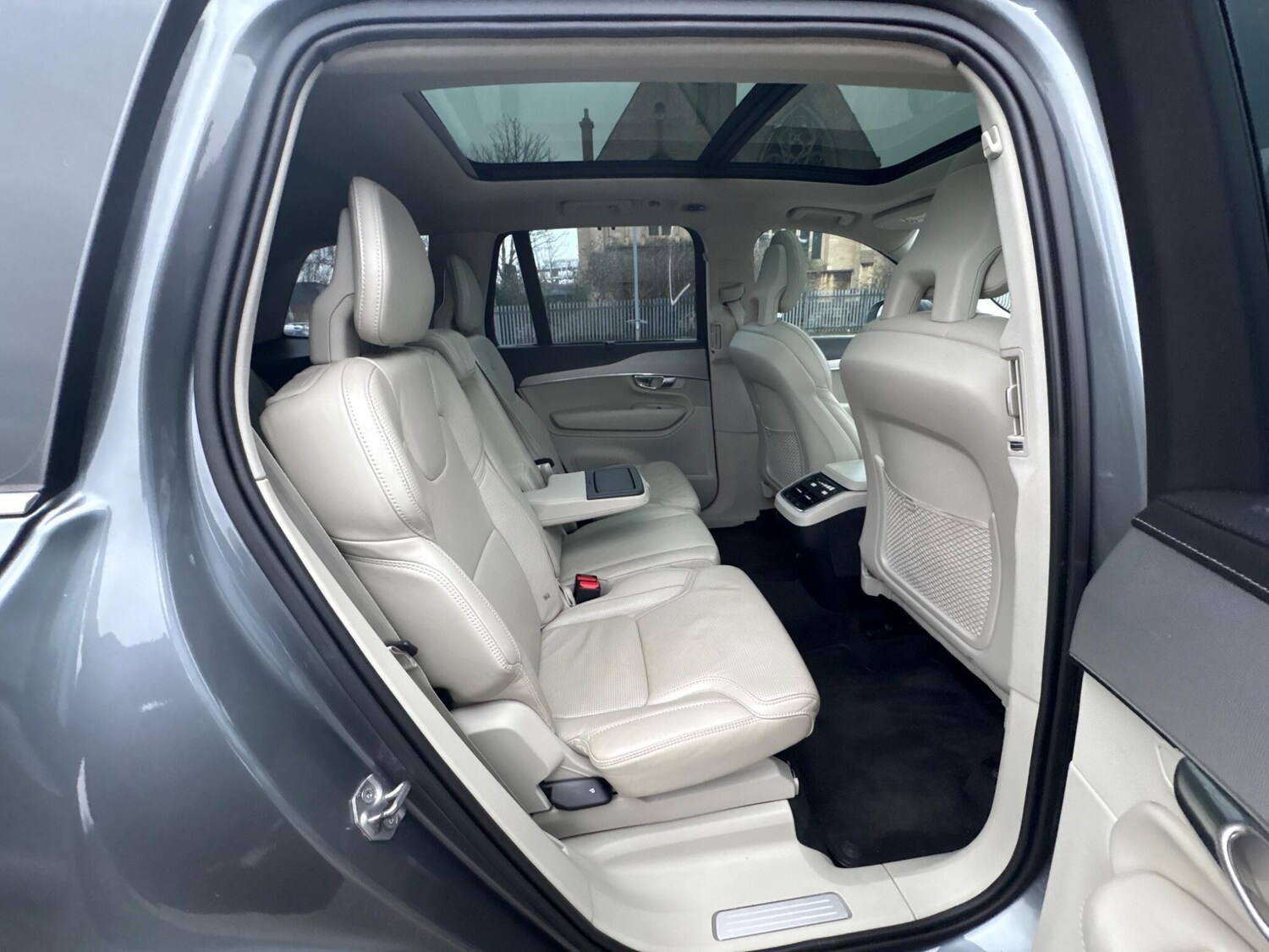 Used Volvo XC90 2017 for sale - 77524219: Photo 40