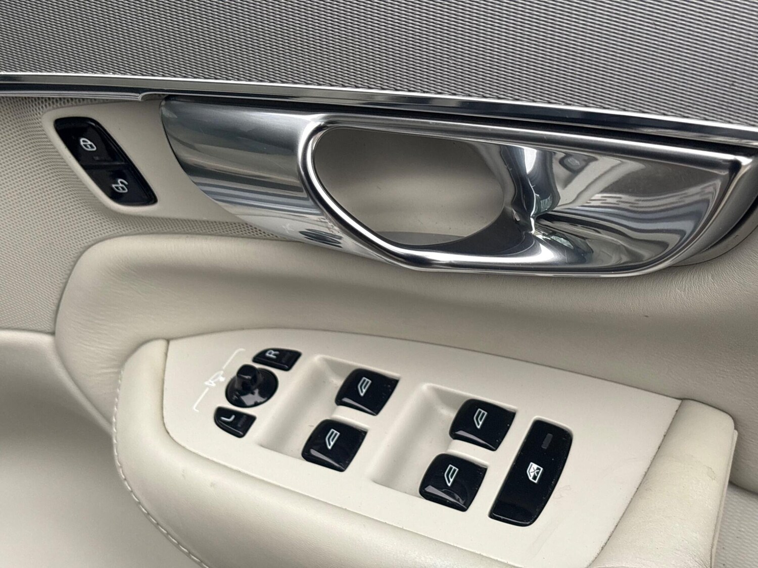 Used Volvo XC90 2017 for sale - 77524219: Photo 50