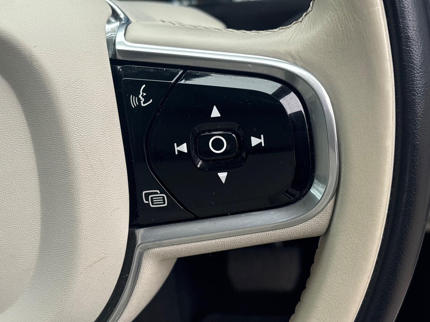 Used Volvo XC90 2017 for sale - 77524219: Photo 52