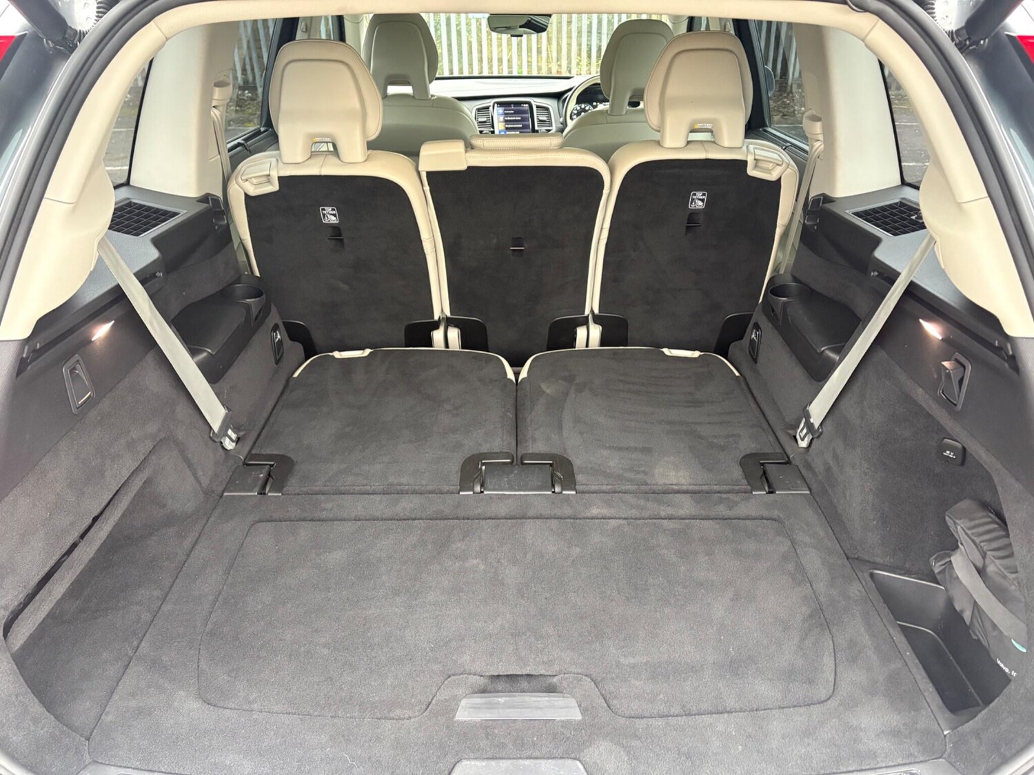 Used Volvo XC90 2017 for sale - 77524219: Photo 74