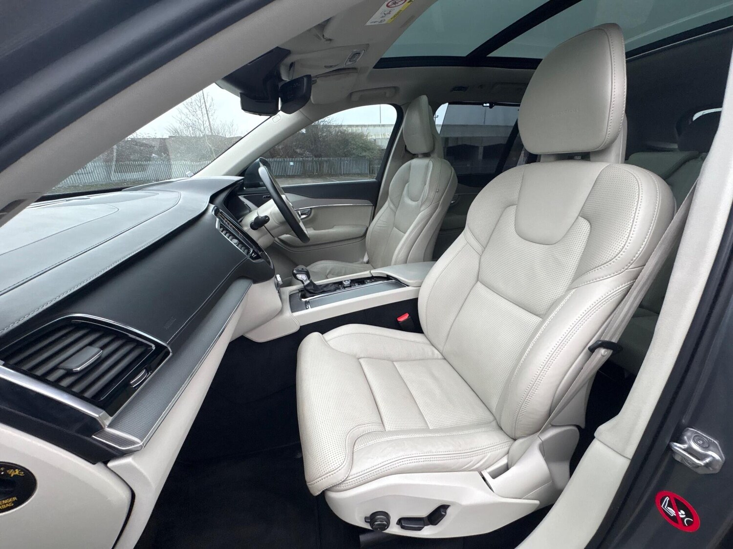 Used Volvo XC90 2017 for sale - 77524219: Photo 83