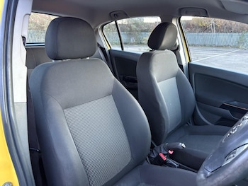 Used Vauxhall Corsa 2012 for sale - 77082111: Photo