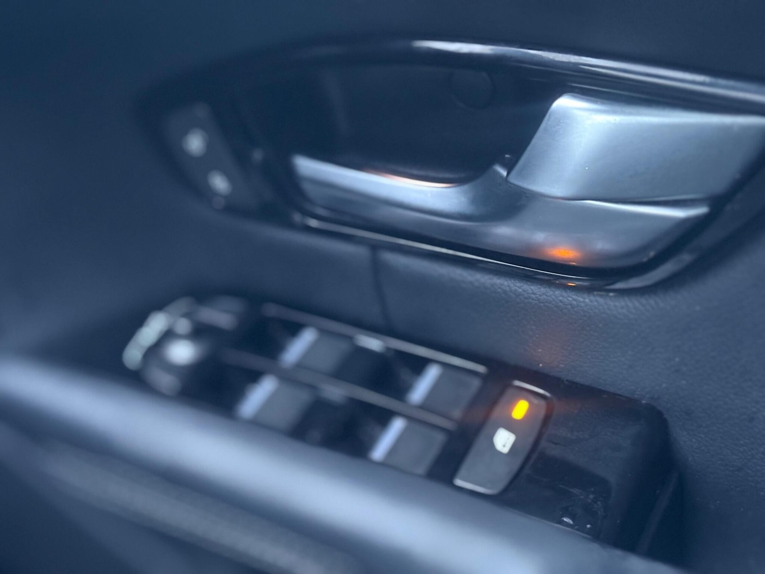 Used Land Rover Range Rover Evoque for sale - 77549339: Photo 36