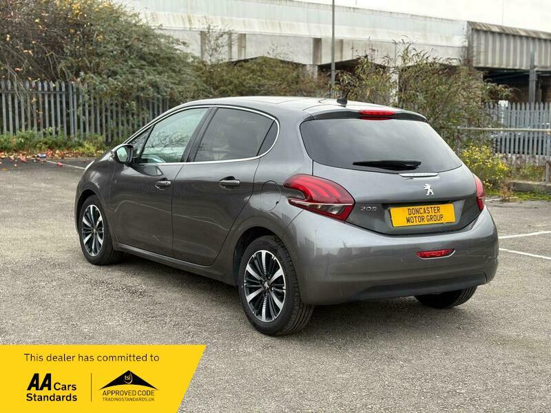 Used Peugeot 208 2019 for sale - 76336206: Photo 19