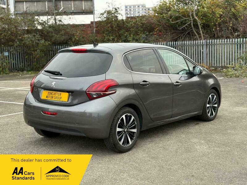 Used Peugeot 208 2019 for sale - 76336206: Photo 26