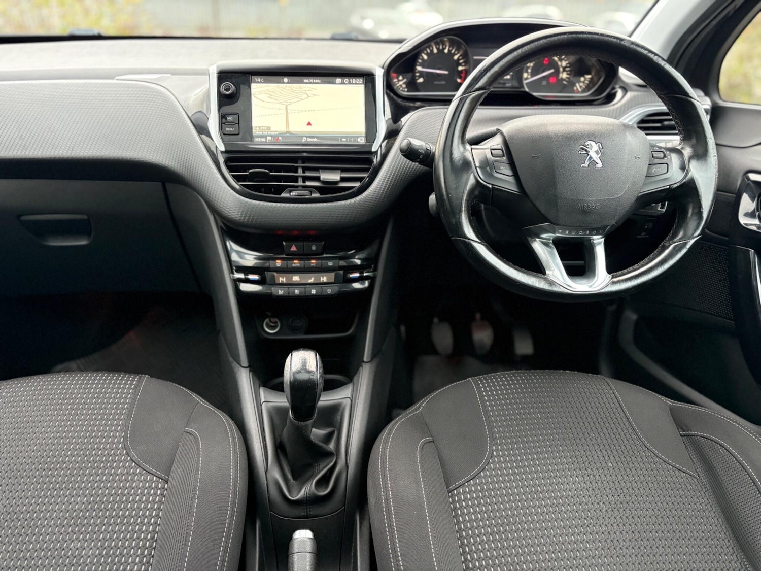 Used Peugeot 208 2019 for sale - 76336206: Photo 34