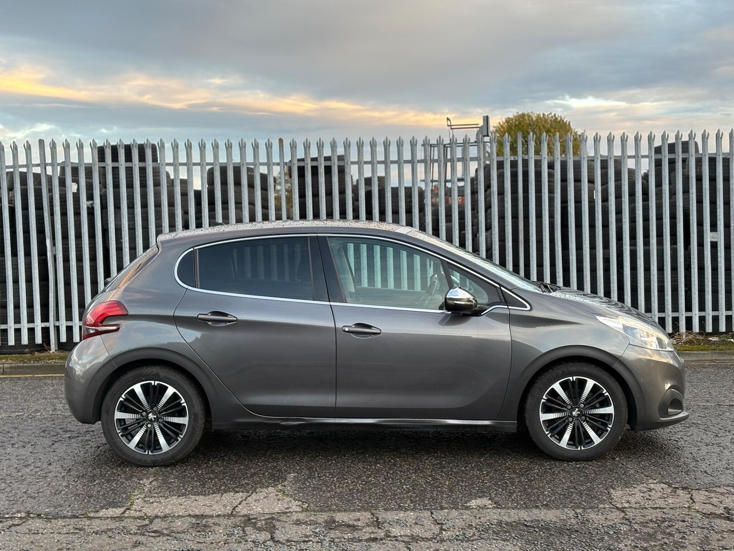 Used Peugeot 208 2019 for sale - 76336206: Photo 7