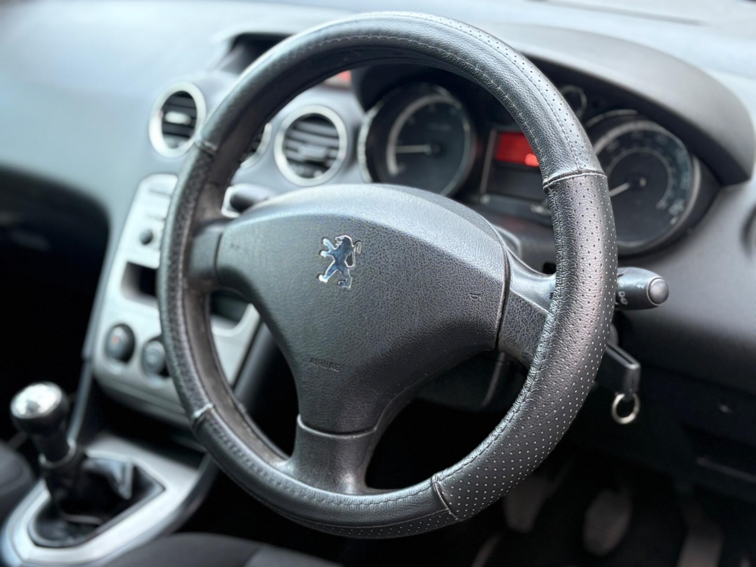 Used Peugeot 308 2009 for sale - 77073882: Photo 28