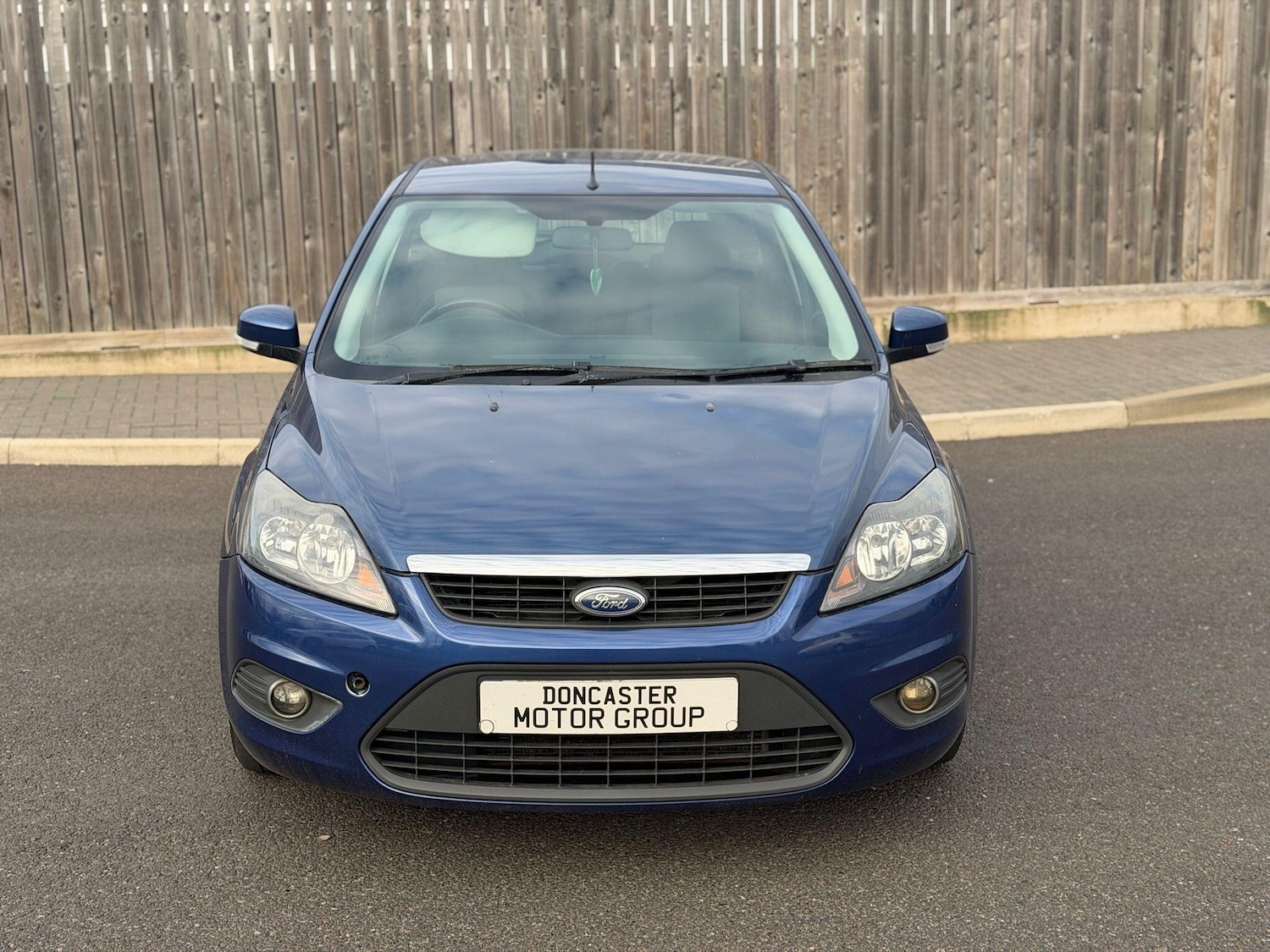 Used Ford Focus 2010 for sale - 78205521: Photo 2