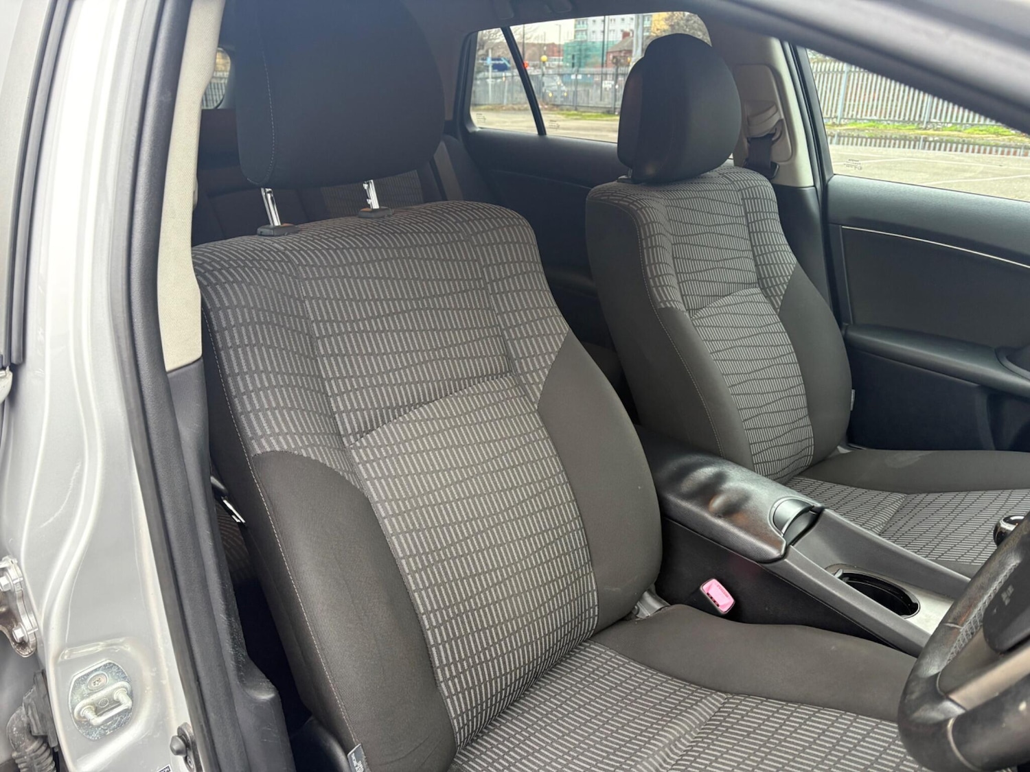 Used Toyota Avensis 2010 for sale - 77626121: Photo 16