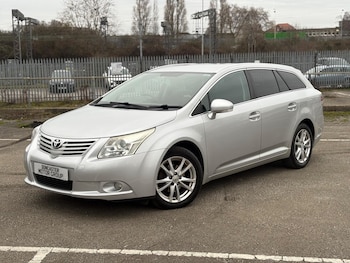Used Toyota Avensis 2010 for sale - 77626121: Photo