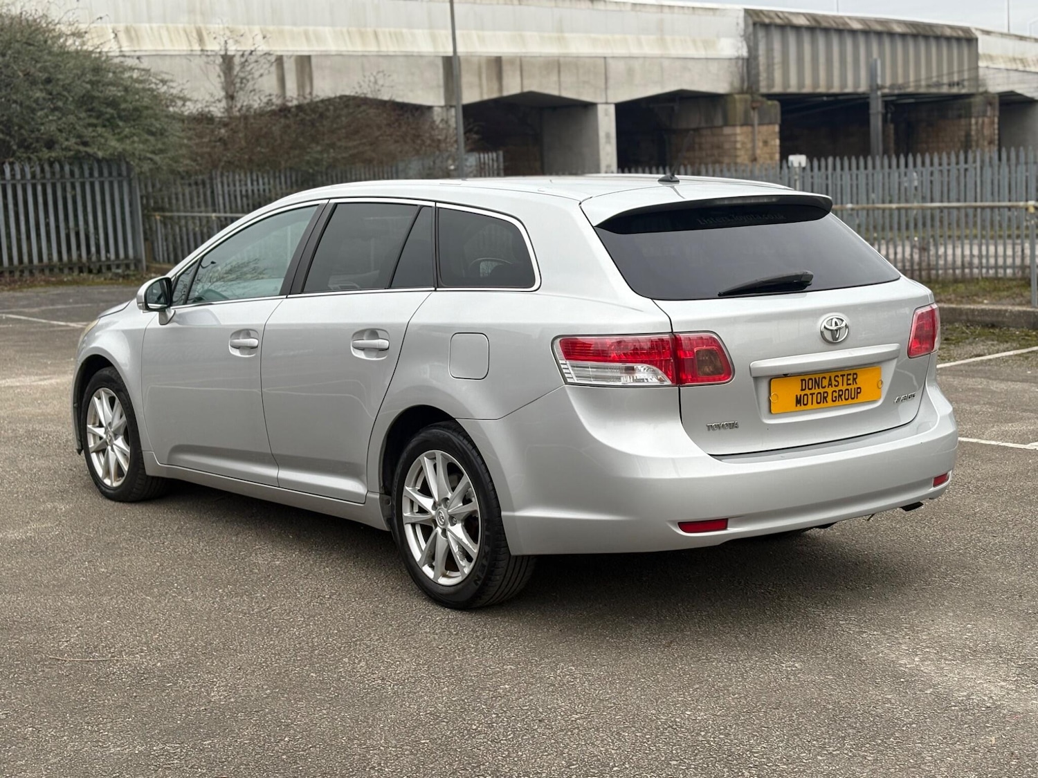 Used Toyota Avensis 2010 for sale - 77626121: Photo 5