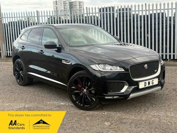 Used Jaguar F-Pace 2019 for sale - 79061336: Photo