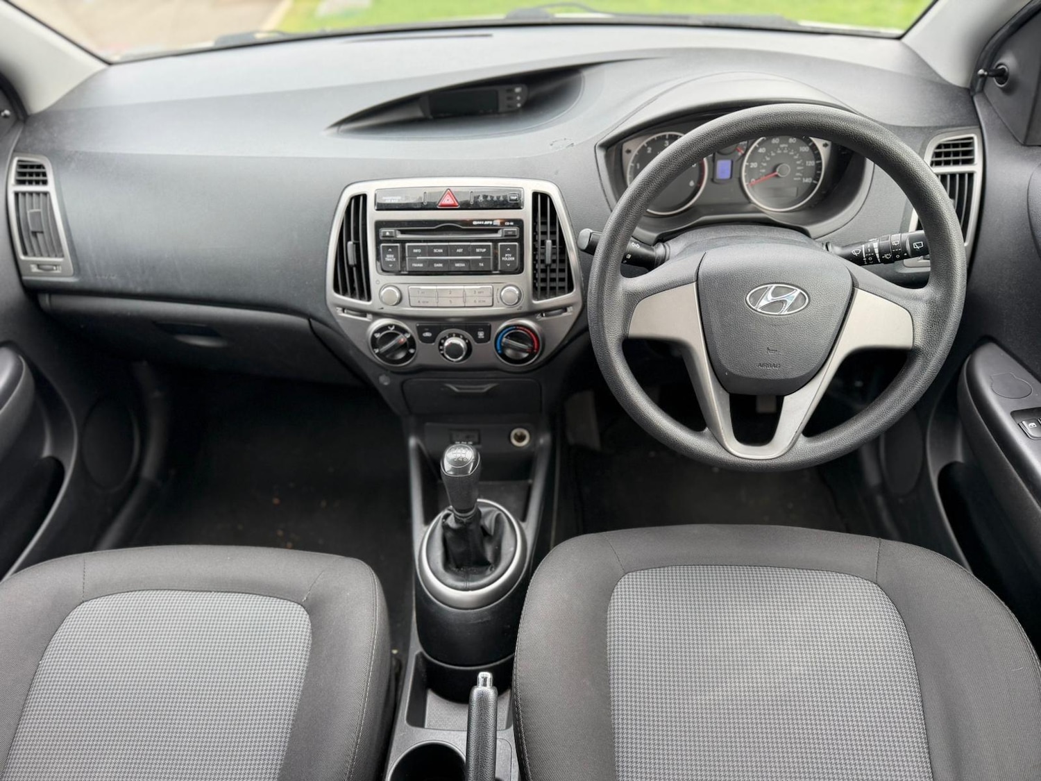 Used Hyundai i20 2014 for sale - 78204892: Photo 2