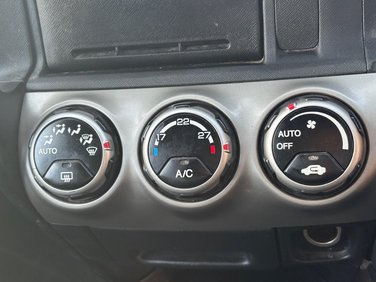 Used Honda CR-V 2004 for sale - 76936041: Photo 29