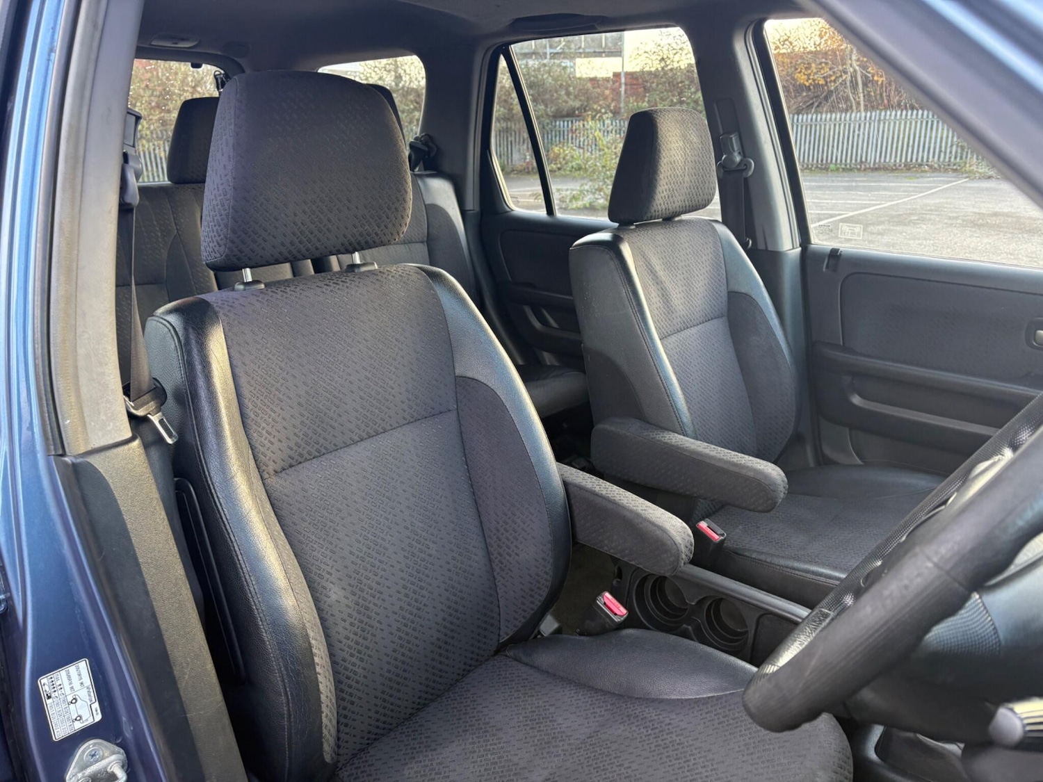 Used Honda CR-V 2004 for sale - 76936041: Photo 3