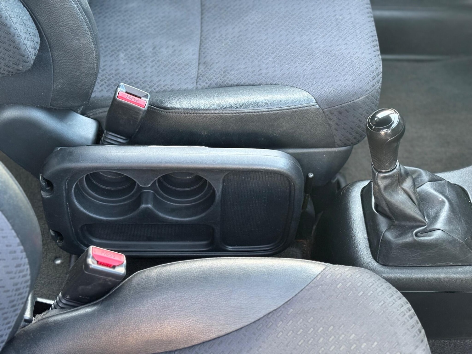 Used Honda CR-V 2004 for sale - 77214952: Photo 21