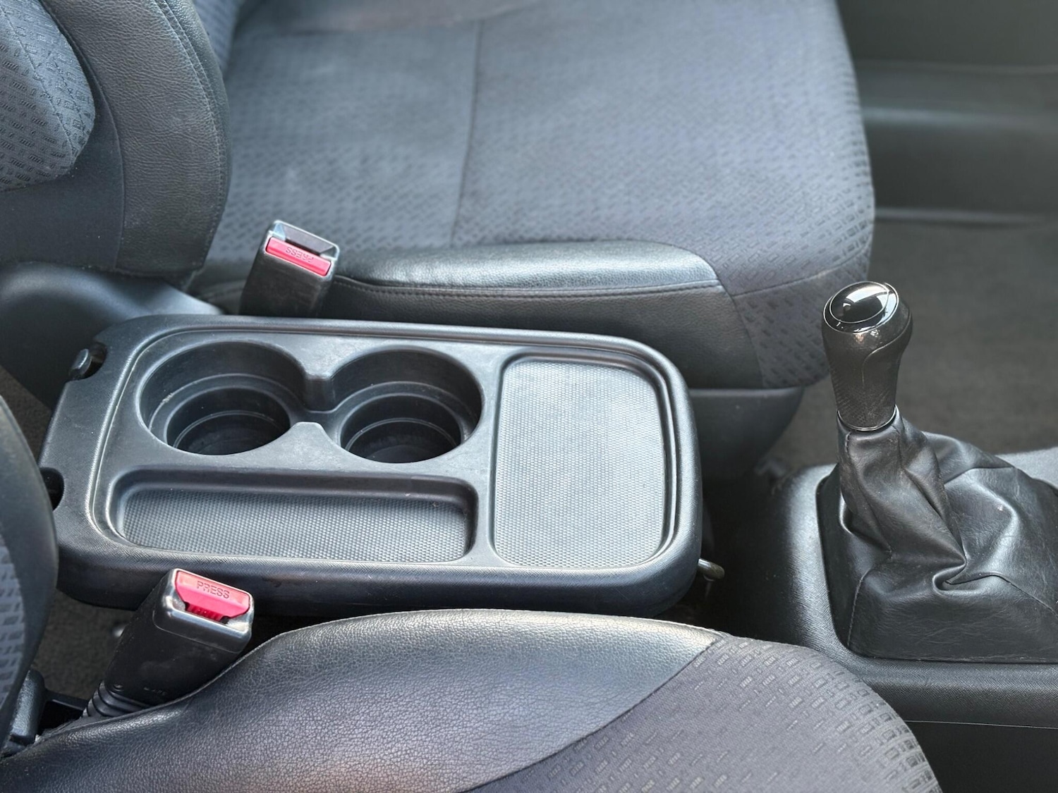 Used Honda CR-V 2004 for sale - 77214952: Photo 22