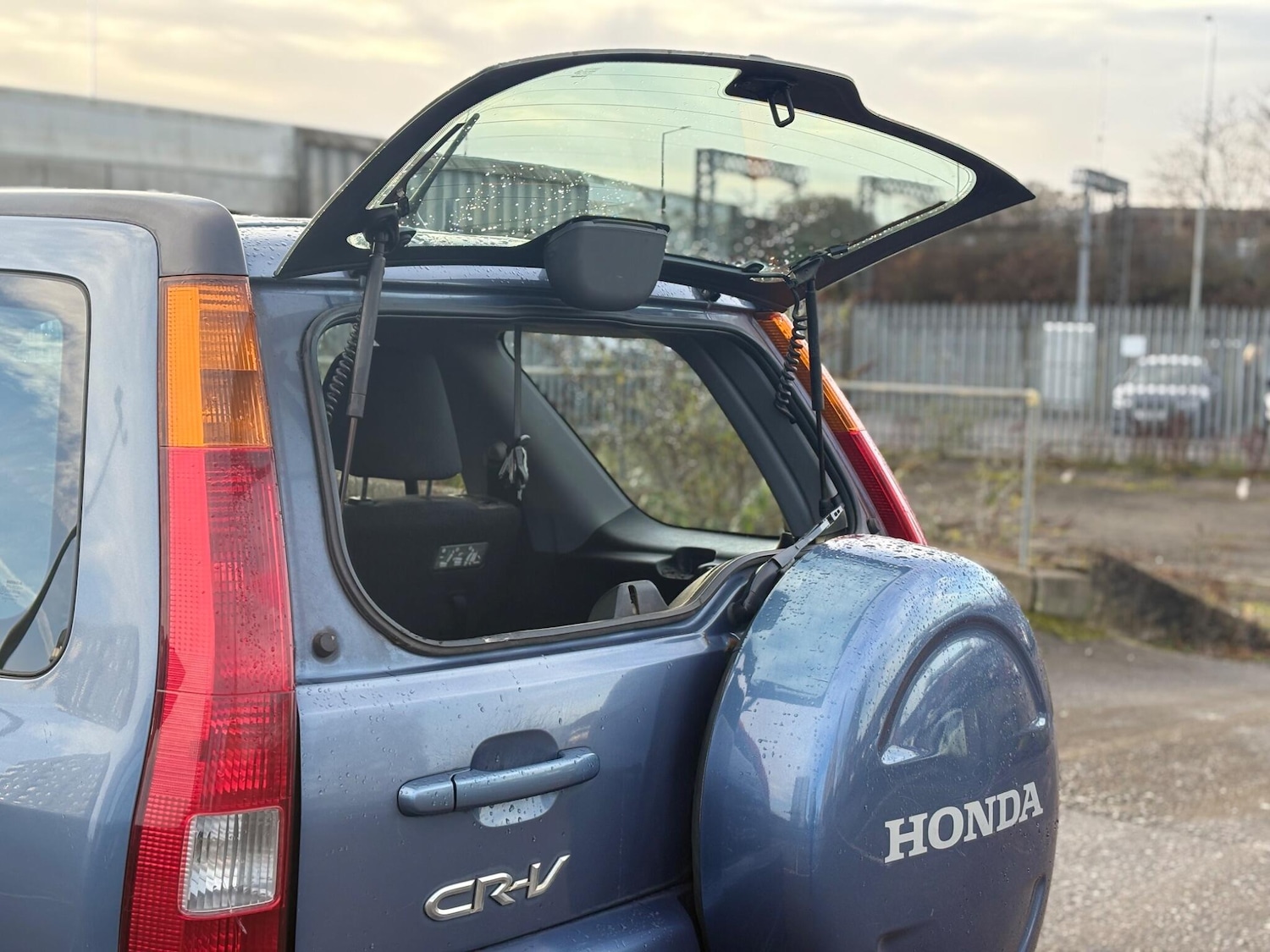 Used Honda CR-V 2004 for sale - 77214952: Photo 55