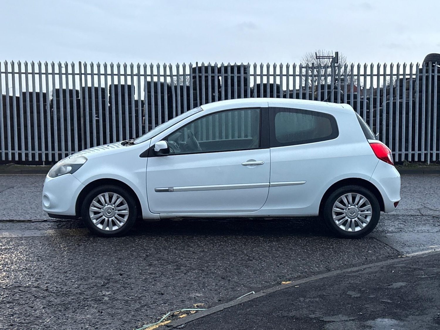 Used Renault Clio 2012 for sale - 77646576: Photo 7