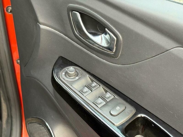 Used Renault Captur 2014 for sale - 76260000: Photo 34