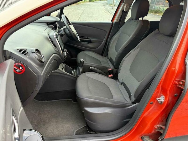 Used Renault Captur 2014 for sale - 76260000: Photo 40