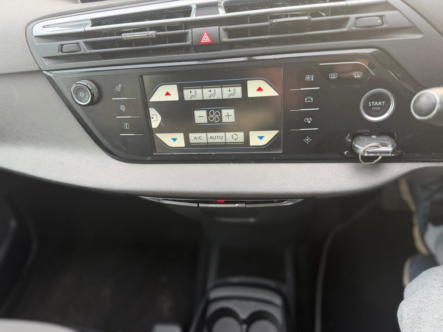 Used Citroen Grand C4 Picasso 2014 for sale - 78203744: Photo 14