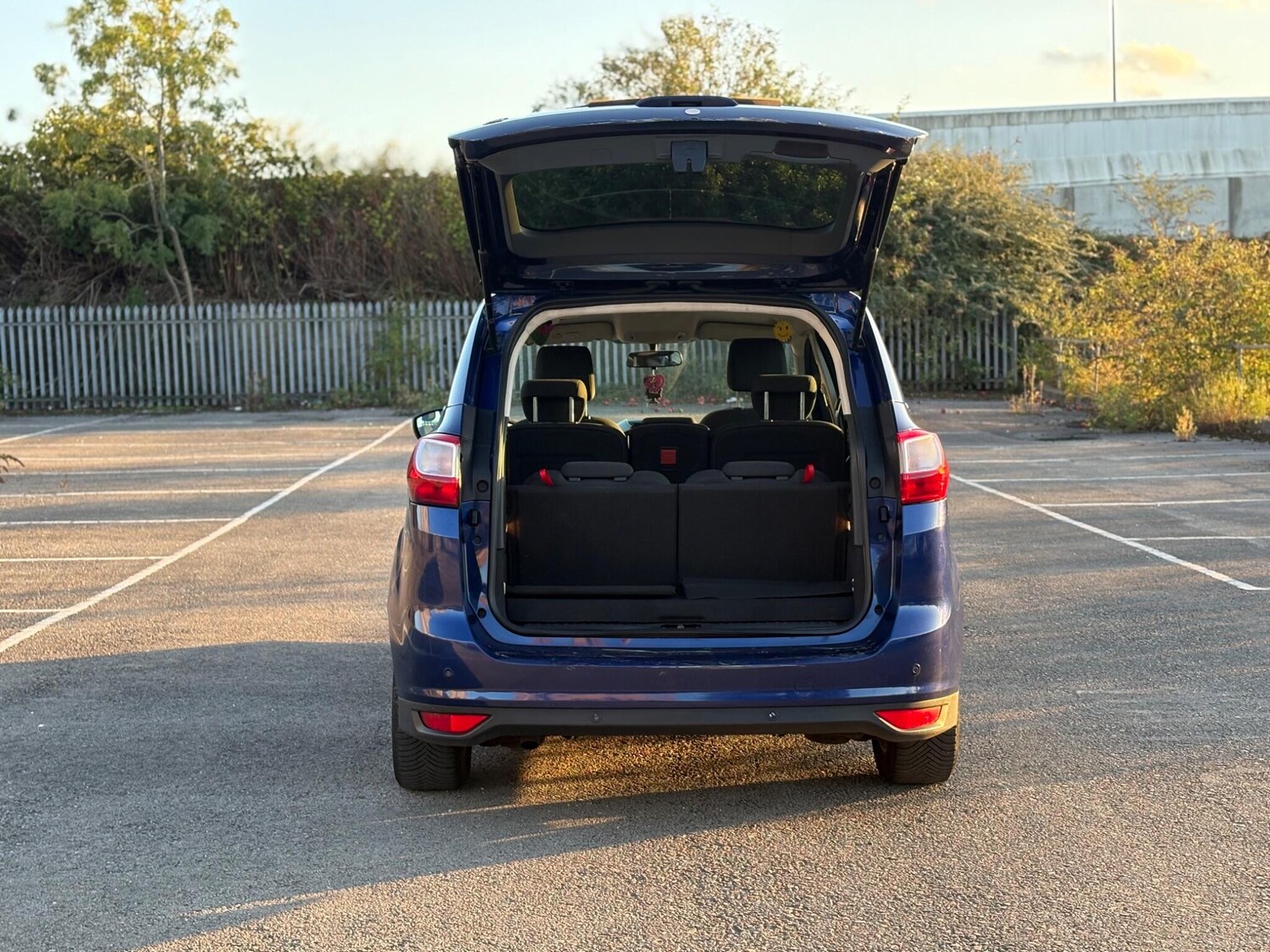 Used Ford Grand C-Max 2017 for sale - 76259404: Photo 38