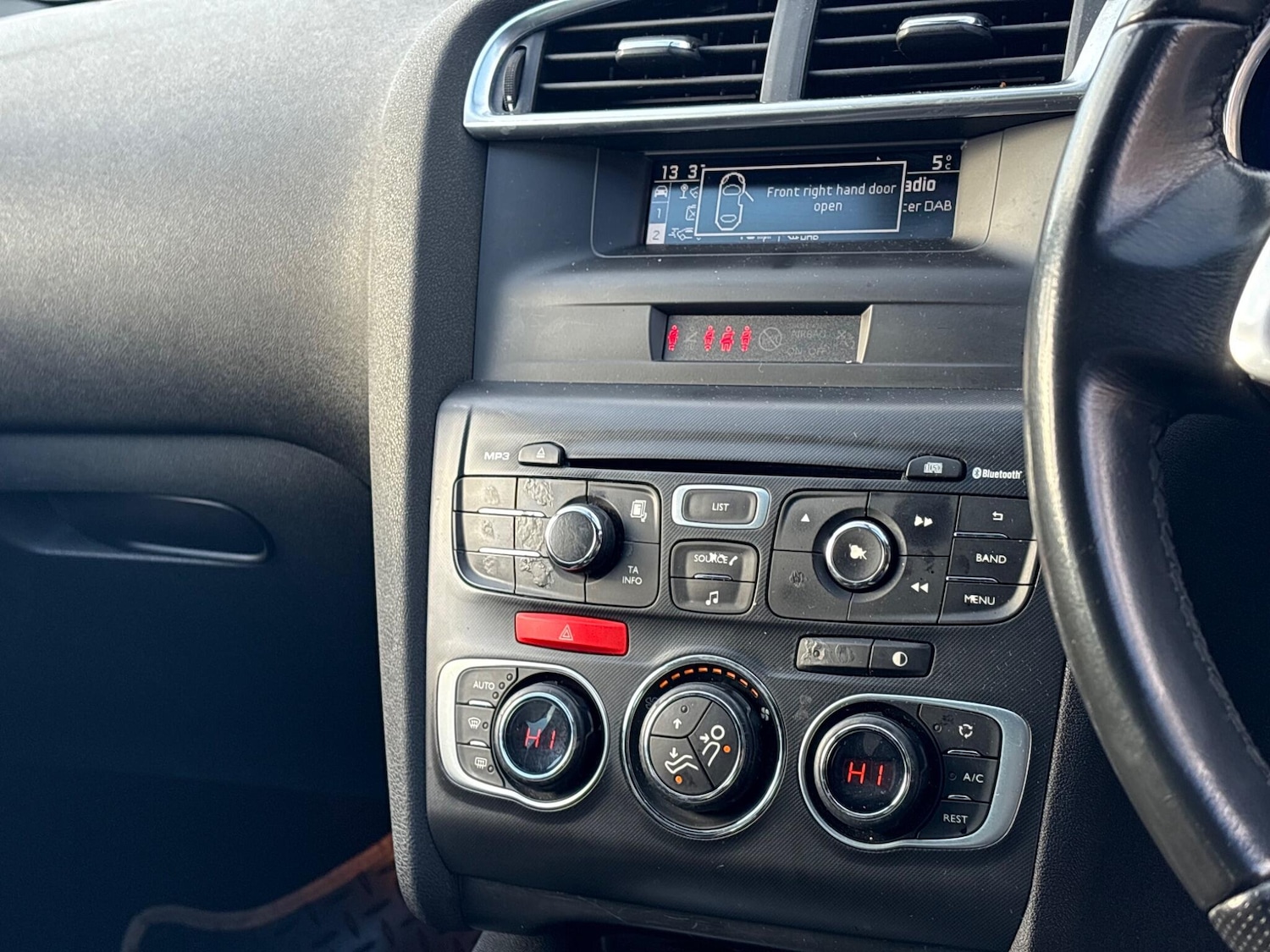 Used Citroen DS4 2014 for sale - 76715396: Photo 46