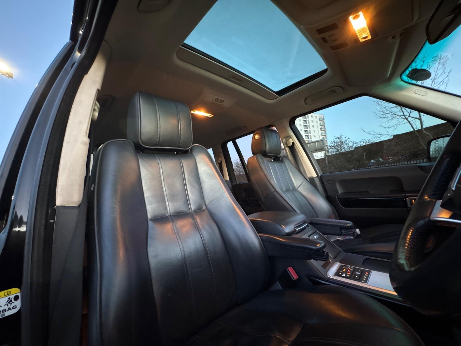 Used Land Rover Range Rover 2011 for sale - 77670703: Photo 21