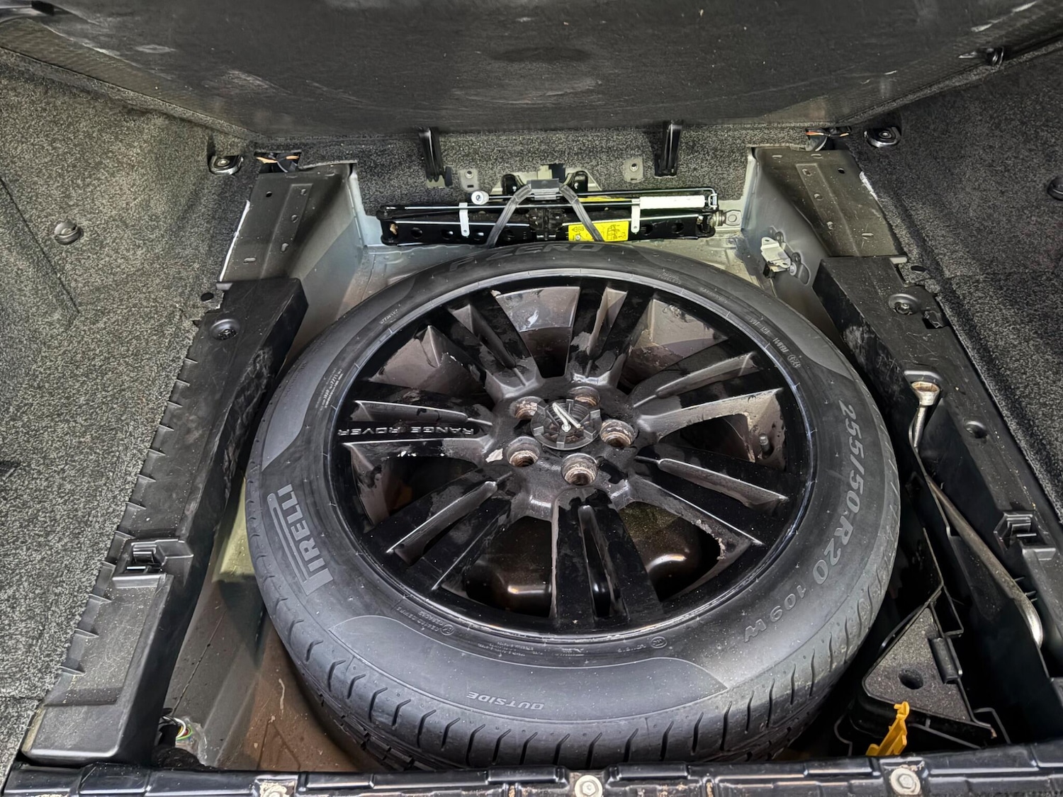 Used Land Rover Range Rover 2011 for sale - 77670703: Photo 41