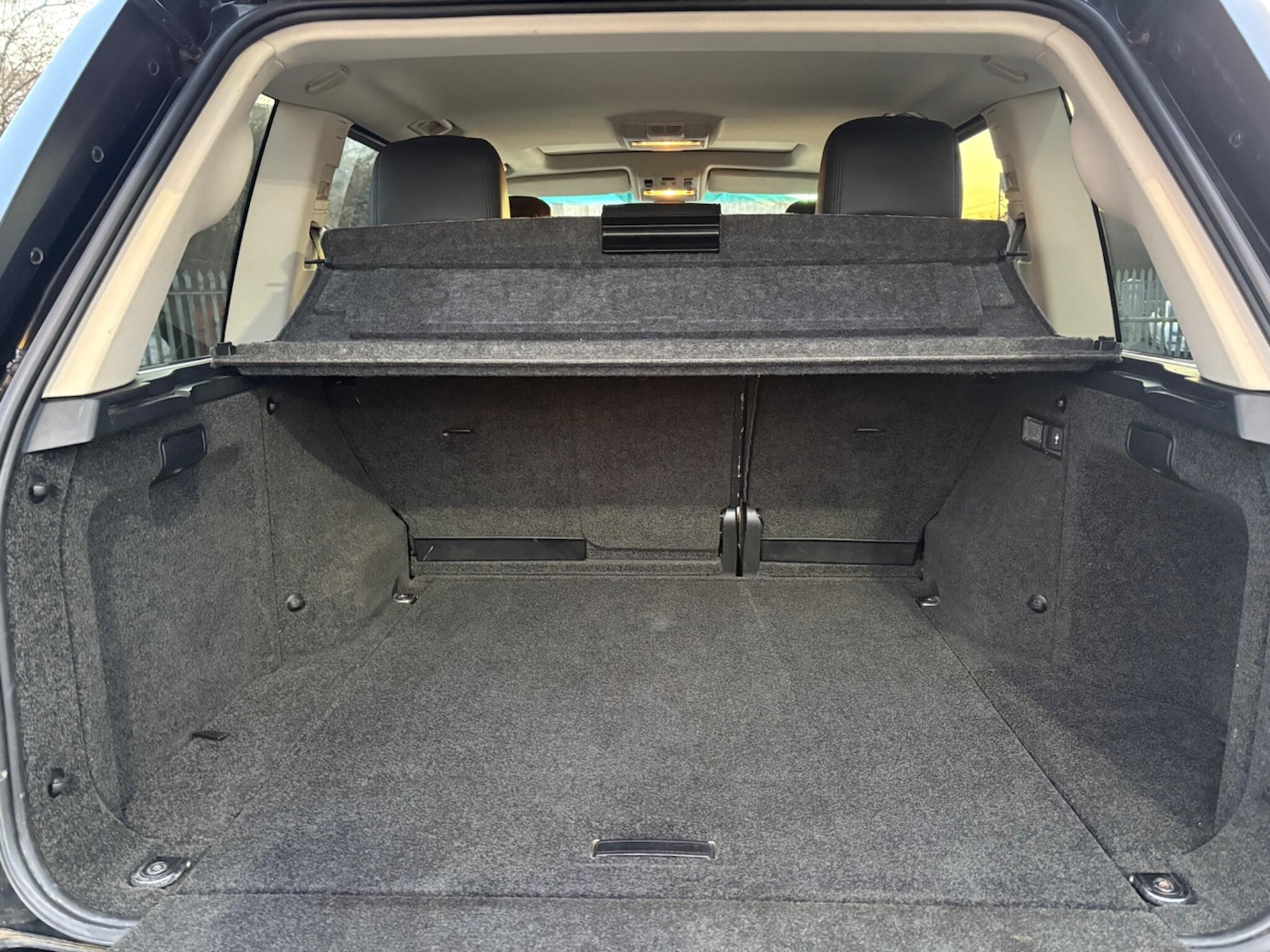 Used Land Rover Range Rover 2011 for sale - 77670703: Photo 46