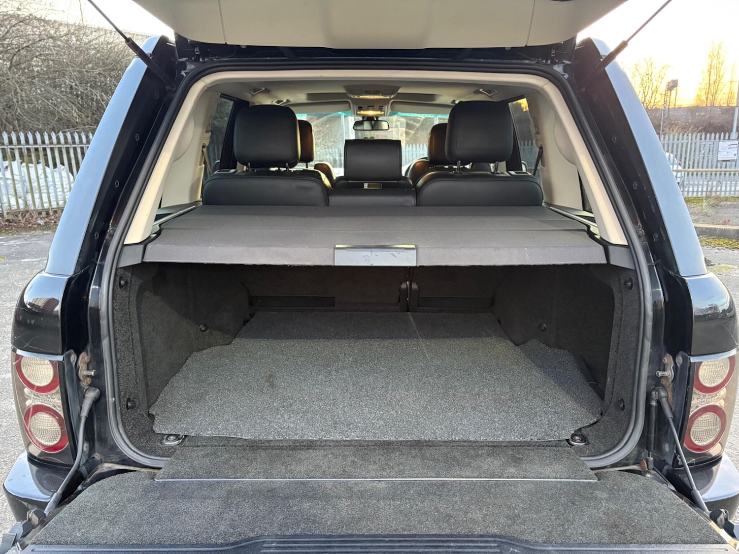 Used Land Rover Range Rover 2011 for sale - 77670703: Photo 49