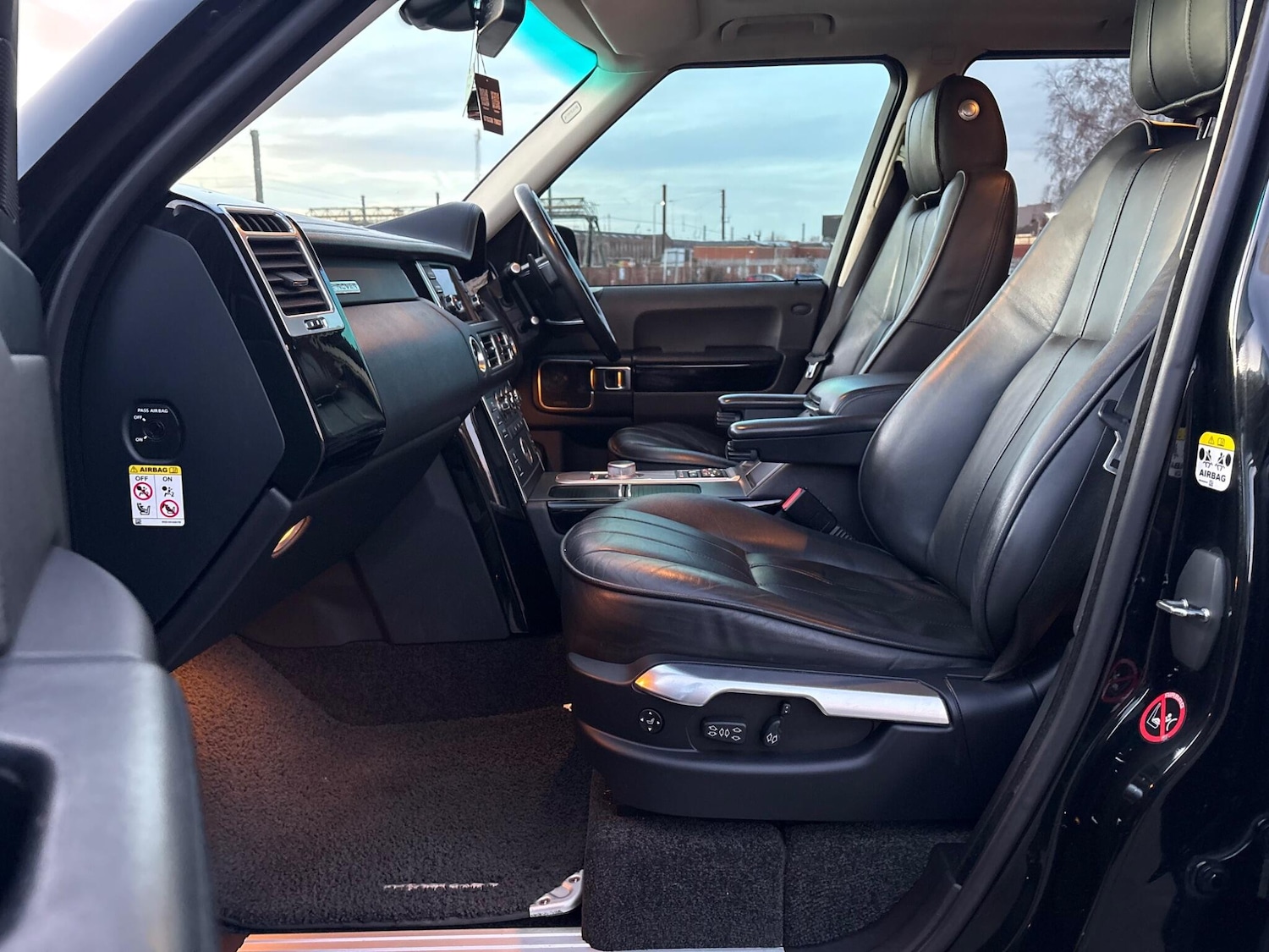 Used Land Rover Range Rover 2011 for sale - 77670703: Photo 56