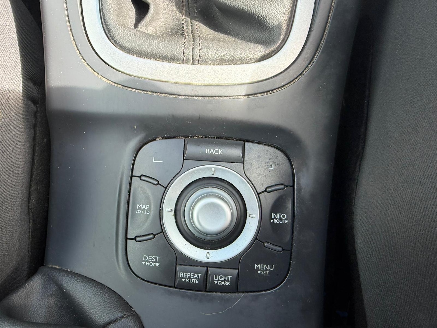 Used Renault Megane 2012 for sale - 78141384: Photo 15