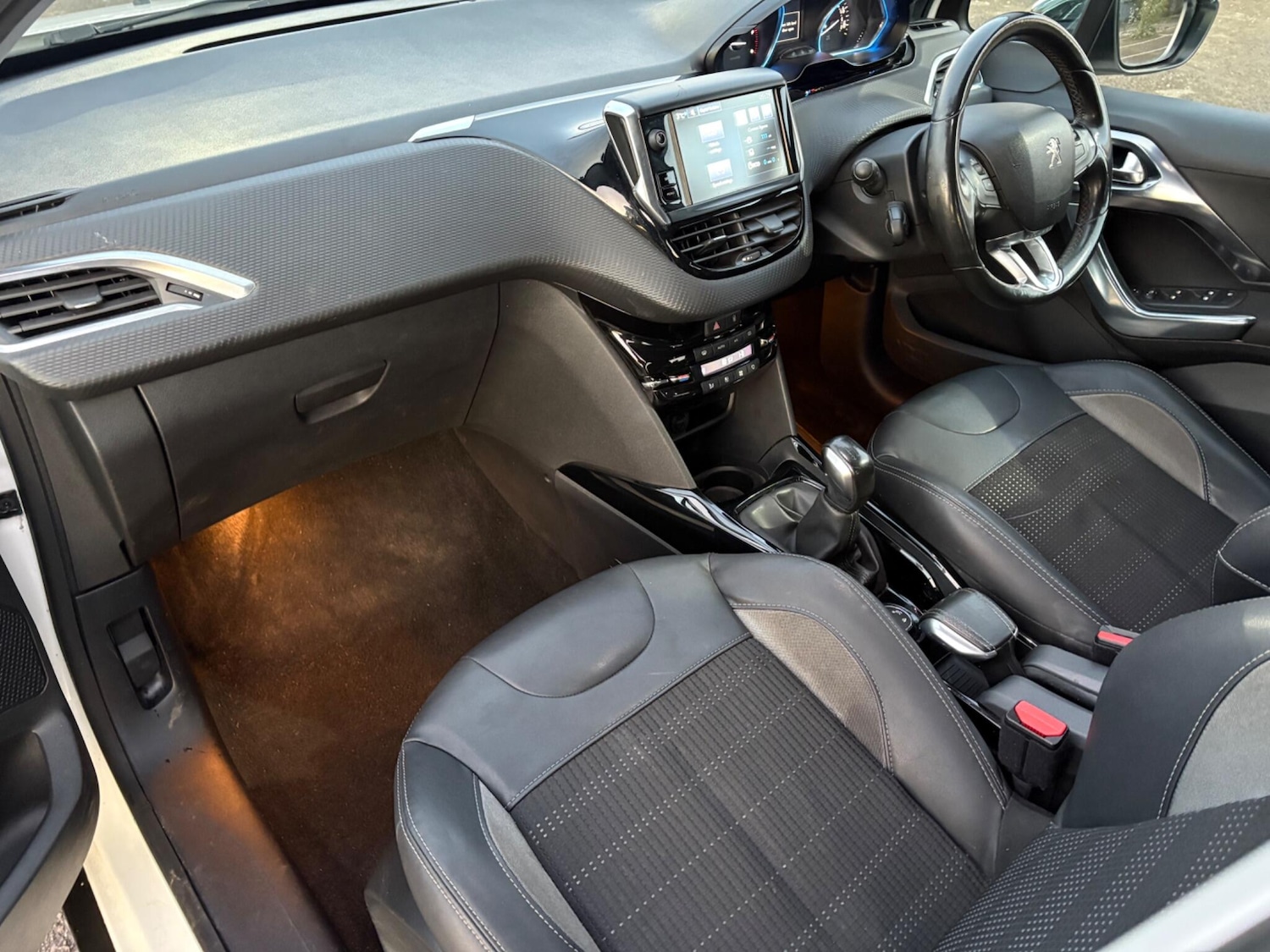 Used Peugeot 2008 2015 for sale - 76645818: Photo 21