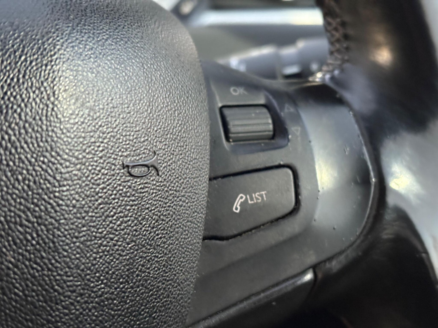 Used Peugeot 2008 2015 for sale - 76645818: Photo 33