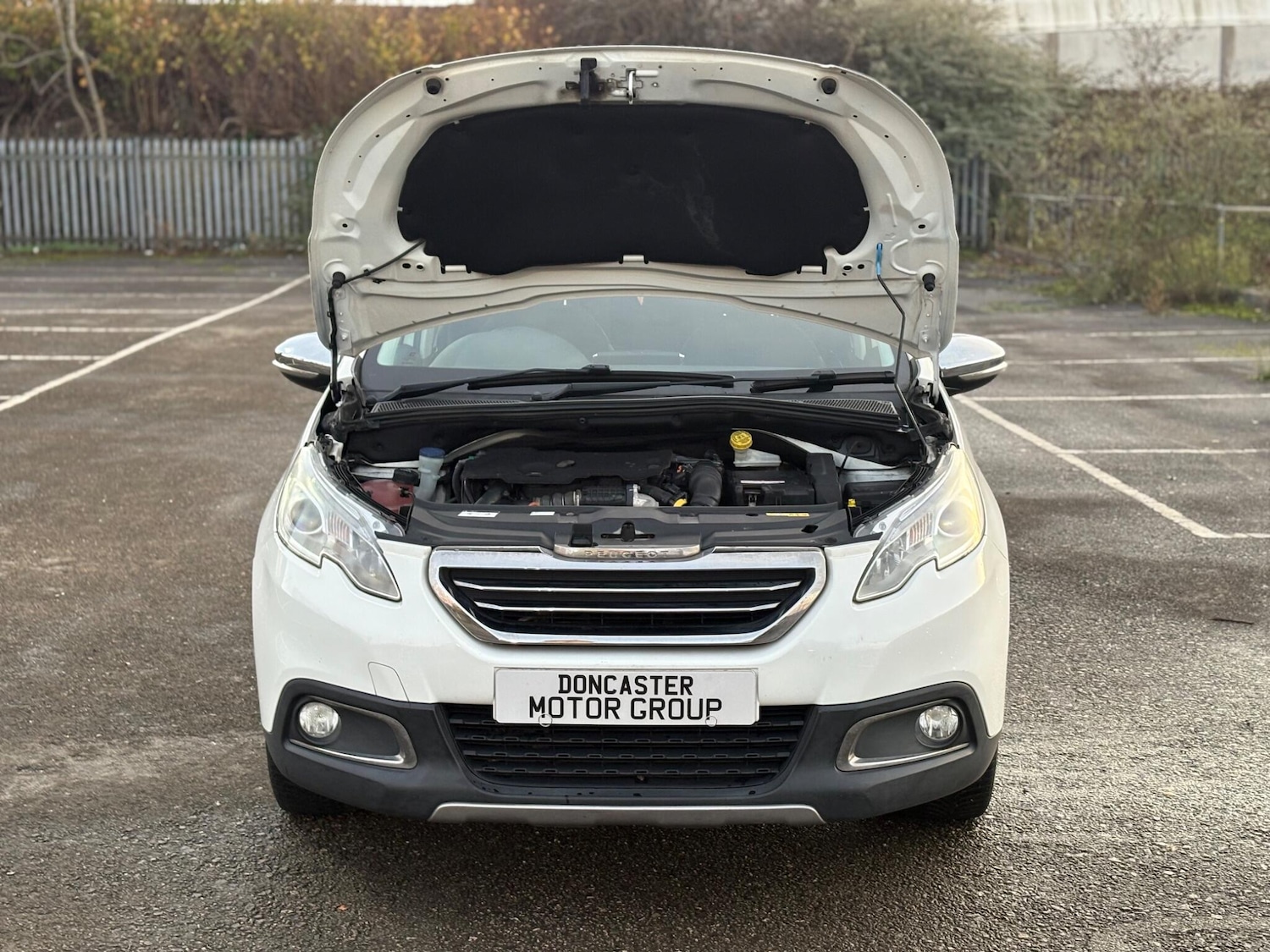 Used Peugeot 2008 2015 for sale - 76645818: Photo 8