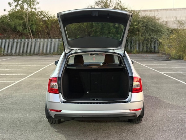 Used Skoda Octavia 2017 for sale - 76259341: Photo 28